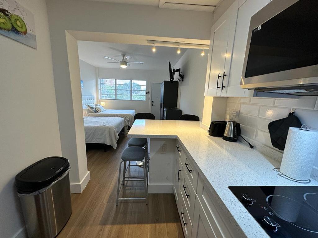 Moderno Departamento Estudio Miami Lägenhet Hallandale Beach Exteriör bild